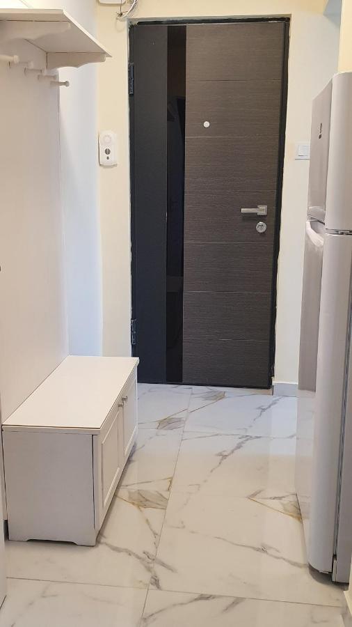Apartament Estera Apartment Oradea Ngoại thất bức ảnh